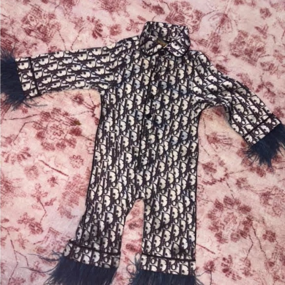 Baby Patterned Jumpsuit with Feather Accents